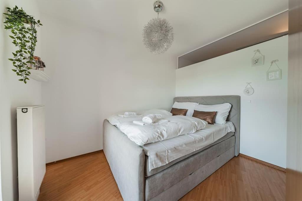 Spektakulaeres Apartment ✩ 7. Stock ✩ Kostenlose Parkgarage 维也纳 外观 照片